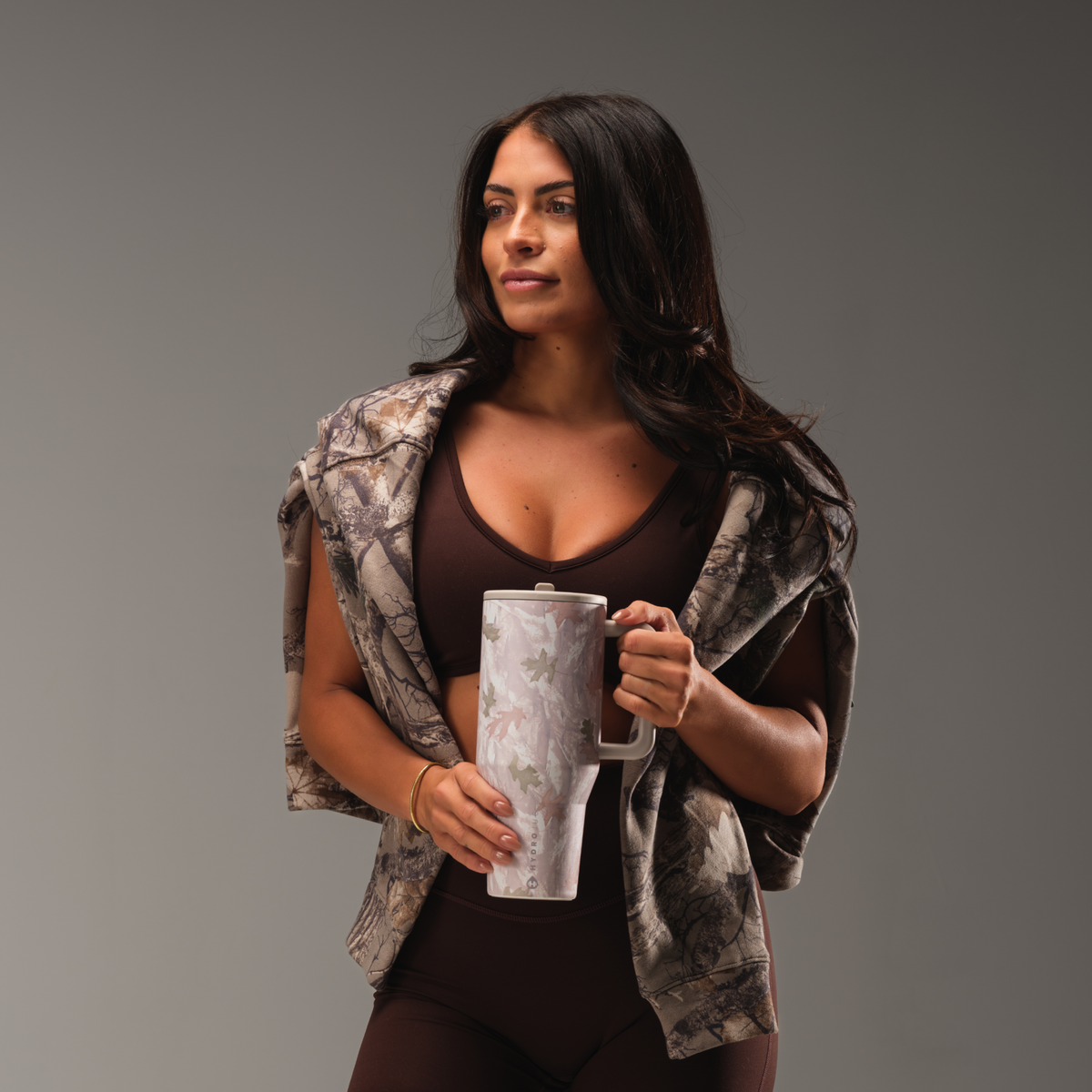 camo-32oz-946ml-z5 TRVL32-Camo-5-WPI.png